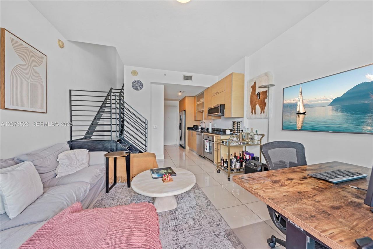 60 SW 13th St, Unit 2403, Miami, FL 33130 Photo