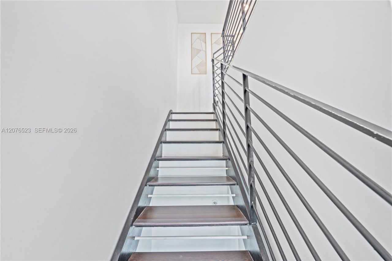 60 SW 13th St, Unit 2403, Miami, FL 33130 Photo