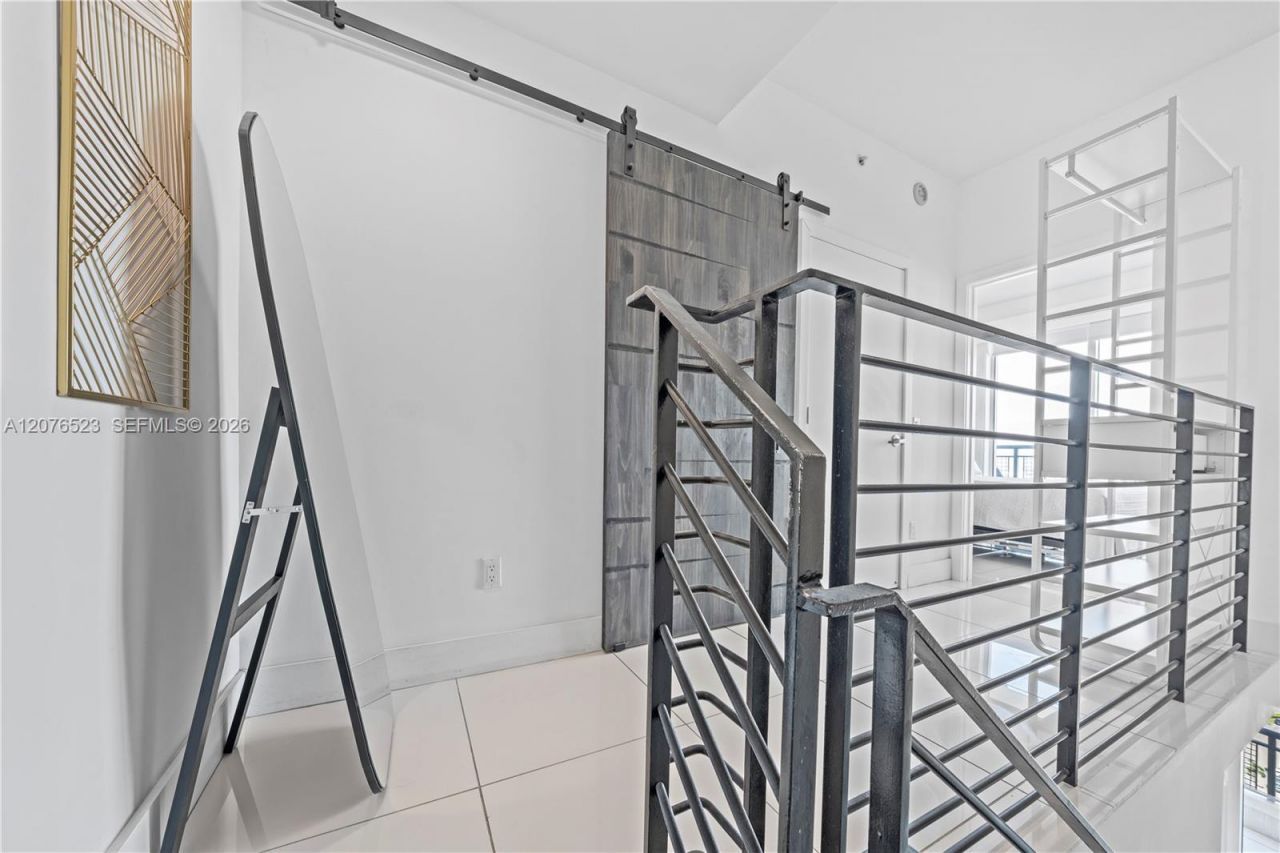 60 SW 13th St, Unit 2403, Miami, FL 33130 Photo