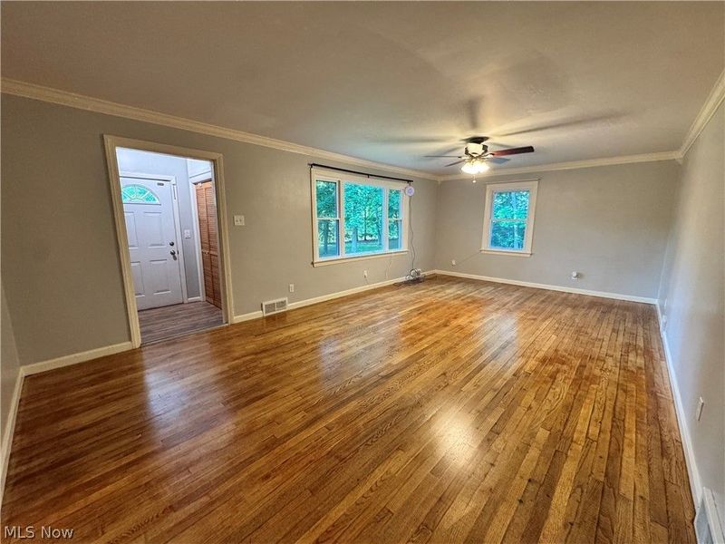 7688 Calvin Road, Ravenna, OH 44266 Photo 16