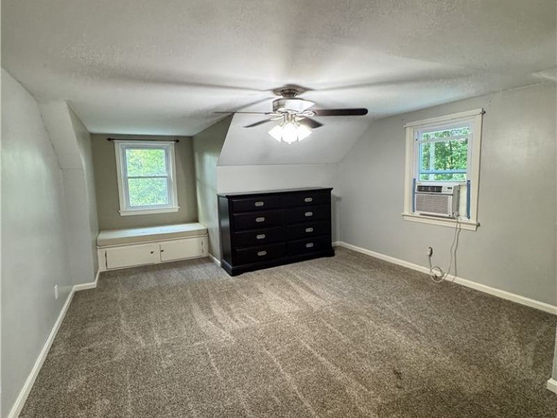 7688 Calvin Road, Ravenna, OH 44266 Photo 18