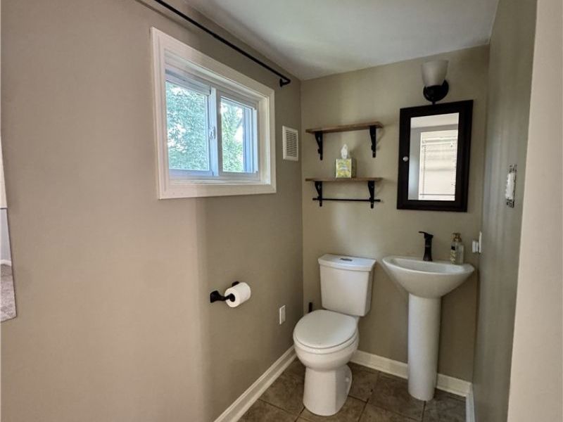 7688 Calvin Road, Ravenna, OH 44266 Photo 19