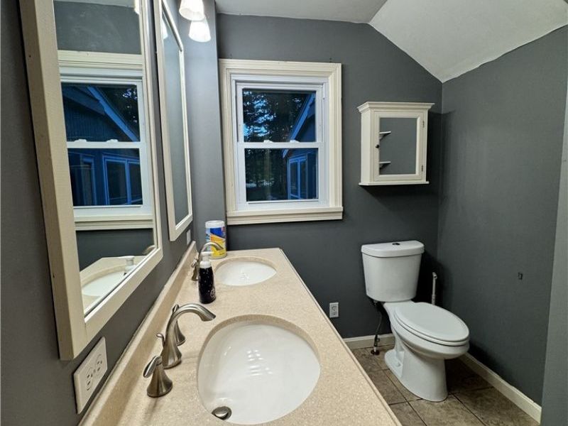 7688 Calvin Road, Ravenna, OH 44266 Photo 8