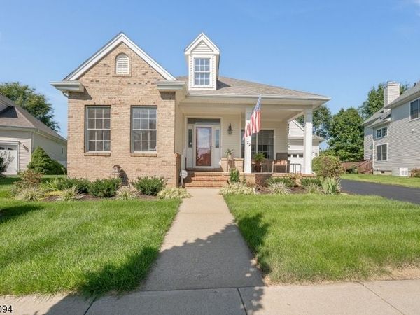 22 Merlin Dr, Washington, NJ 07882