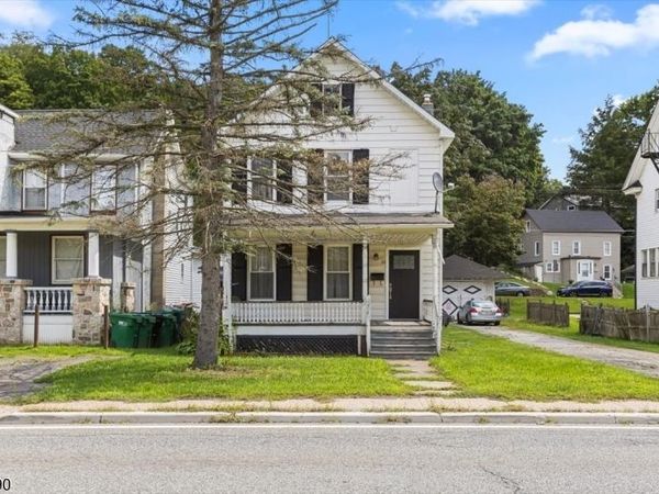 36 Bank St, Sussex, NJ 07461