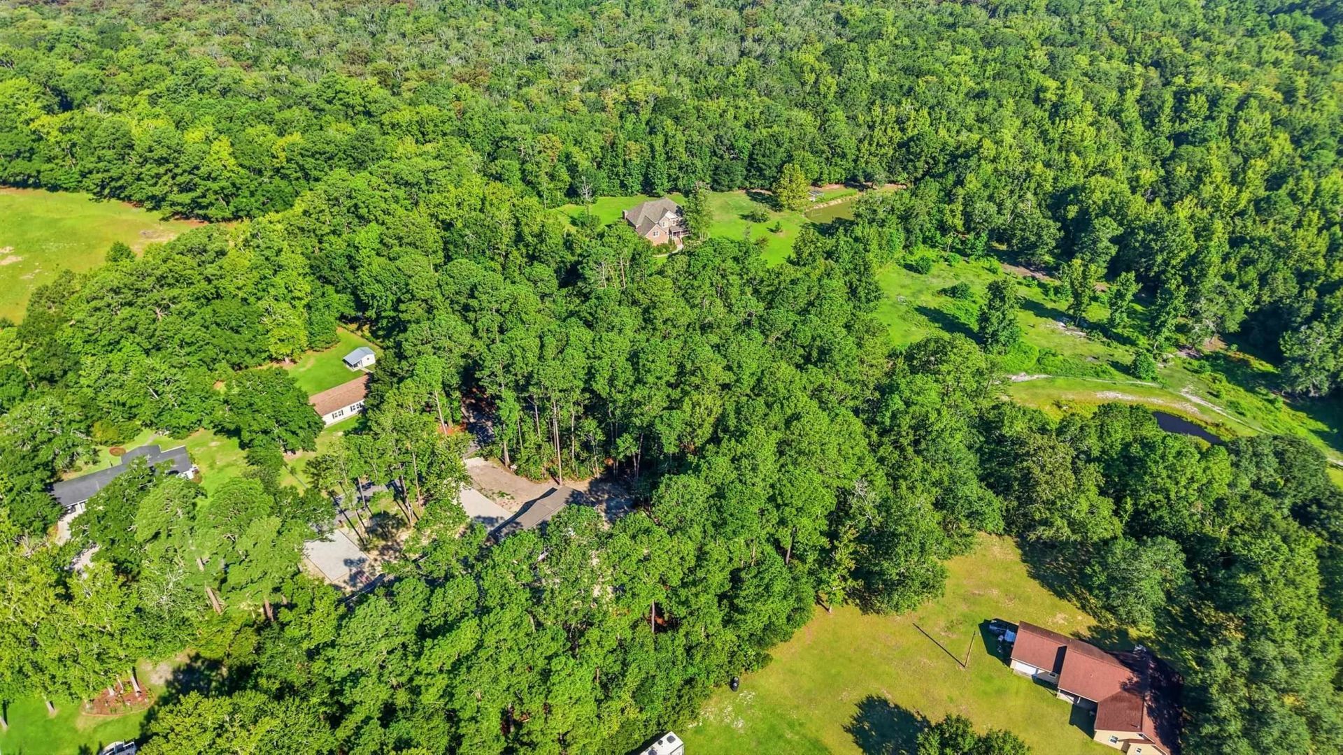 2258 Starduster Ln. Photo 16