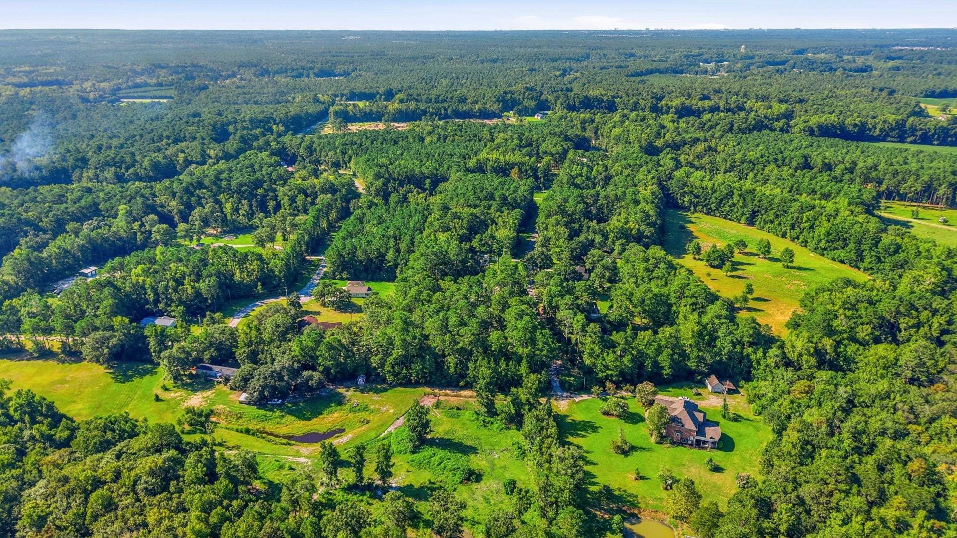 2258 Starduster Ln. Photo 28