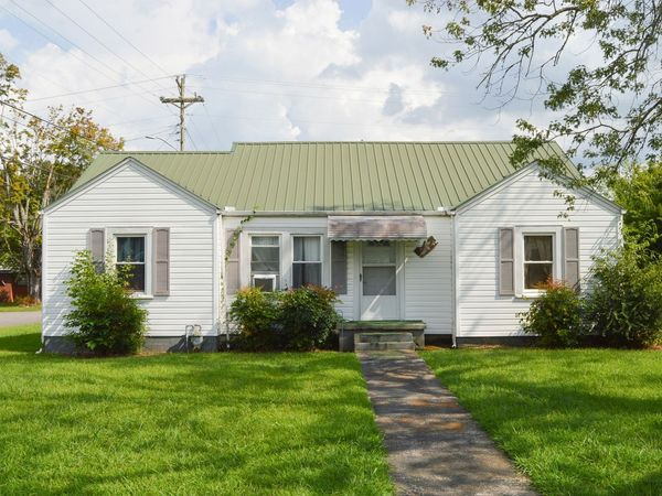 601 Johnson St , Manchester, TN 37355