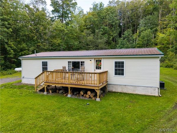 4540 State Route 19a , Silver Springs, NY 14550