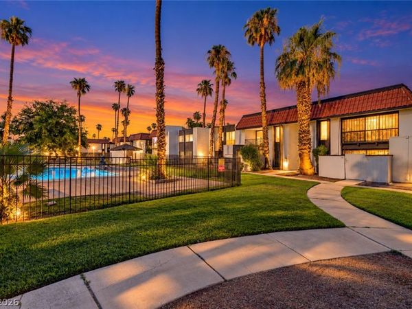 1405 Vegas Valley Drive, Unit 229, Las Vegas, NV 89169