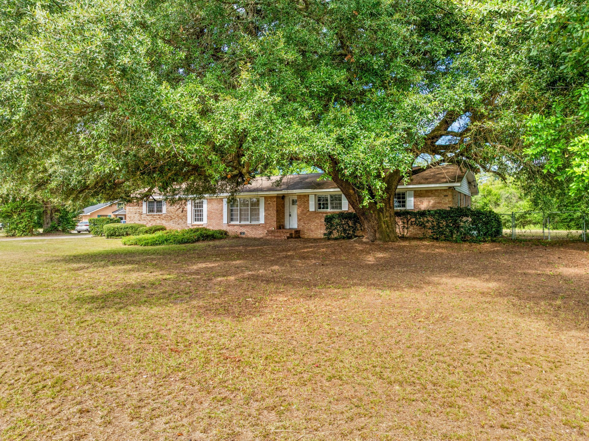 1757 Saint Matthews Road Photo 5