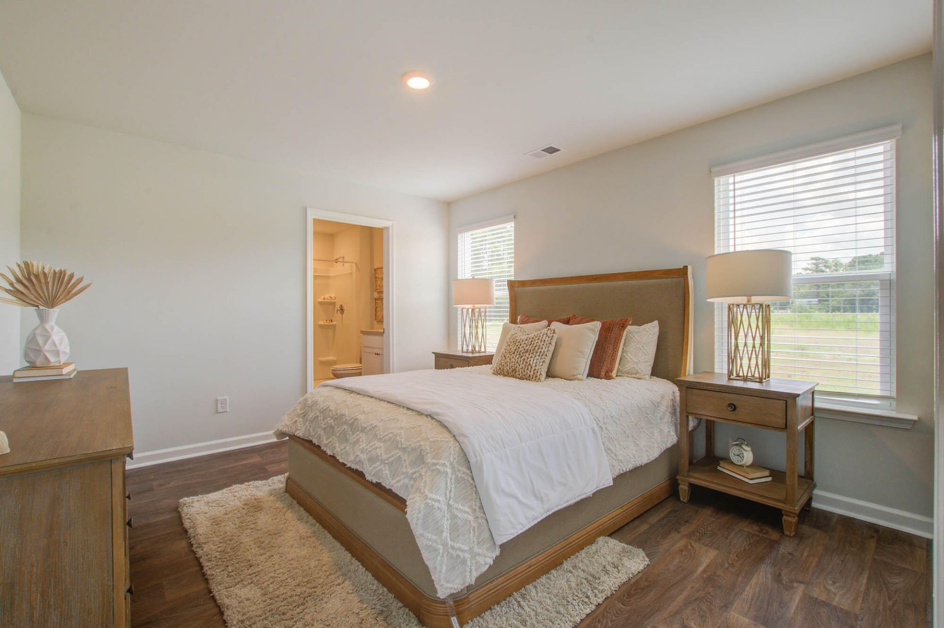 3235 Dalmore Drive Photo 5