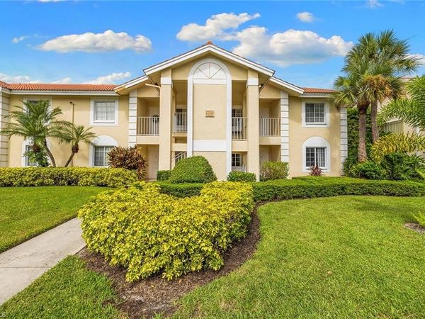 7725 Jewel LN , Unit 104, NAPLES, FL 34109