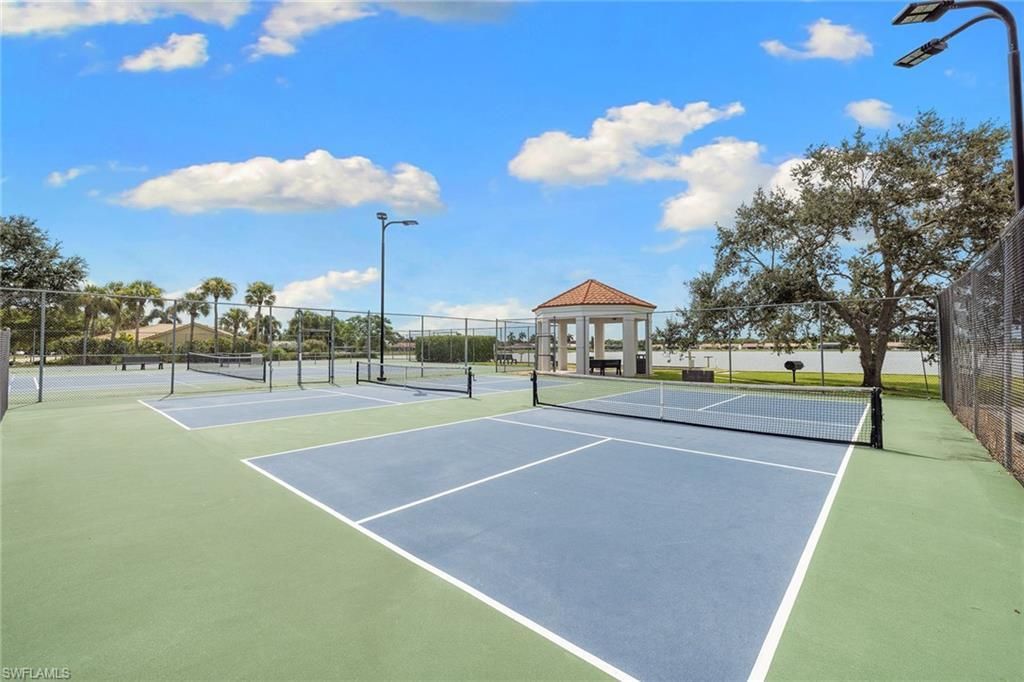 7725 Jewel Ln, Unit 104, Naples, FL 34109 Photo