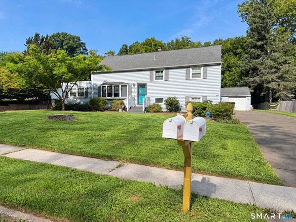 11 Trumbull, Wallingford, CT 06492