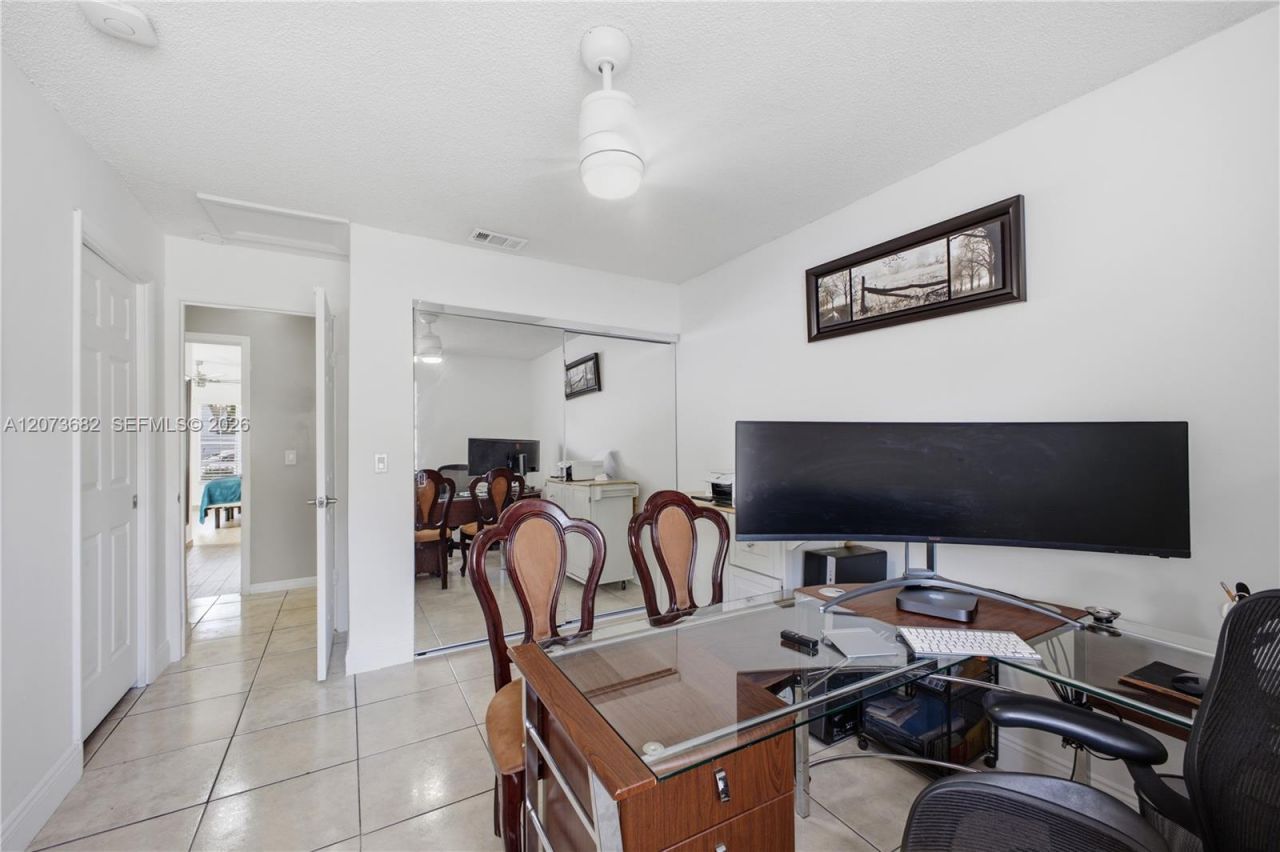 8635 SW 15th St , Pembroke Pines, FL 33025 Photo