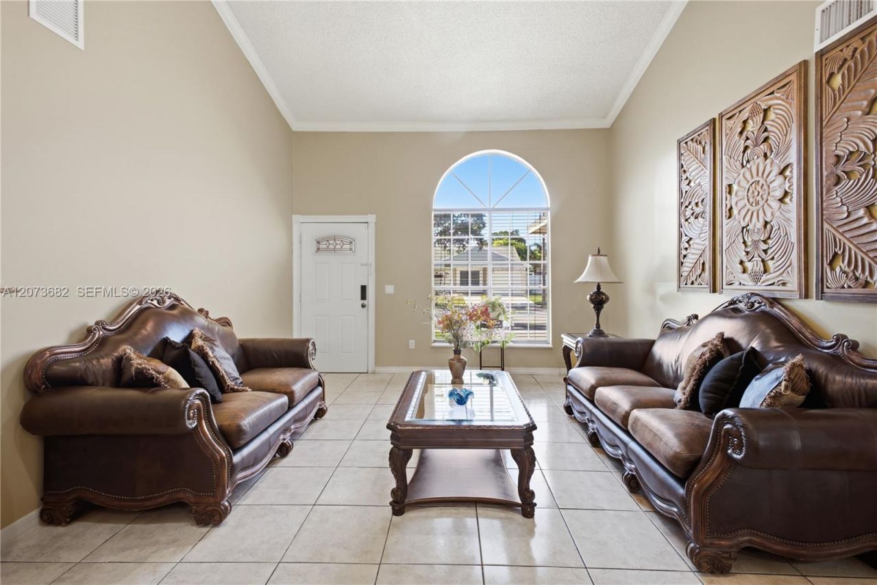8635 SW 15th St , Pembroke Pines, FL 33025 Photo