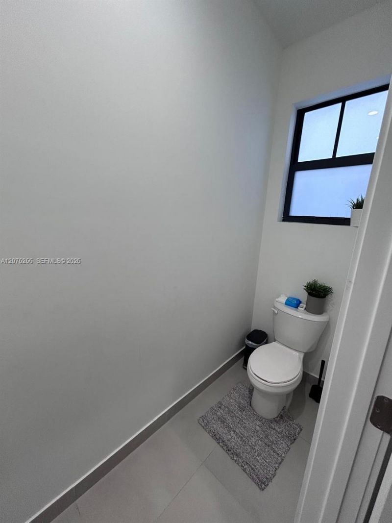 14435 SW 13th Ter, Miami, FL 33184 Photo