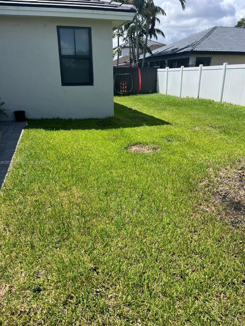 14435 SW 13th Ter, Miami, FL 33184 Photo
