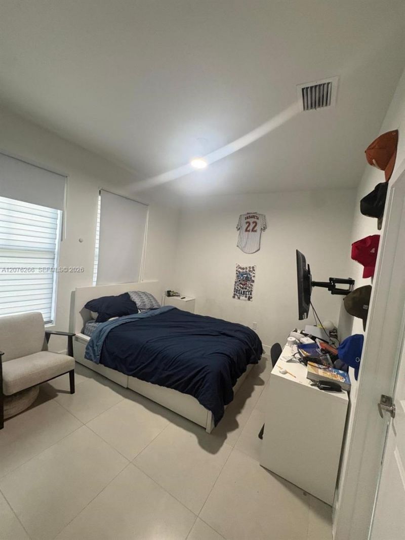 14435 SW 13th Ter, Miami, FL 33184 Photo