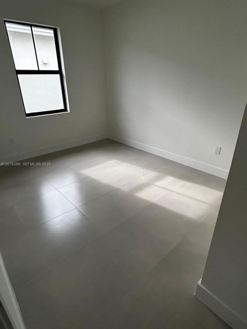 14435 SW 13th Ter, Miami, FL 33184 Photo