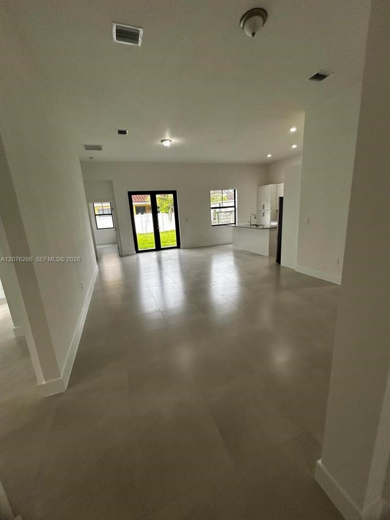 14435 SW 13th Ter, Miami, FL 33184 Photo