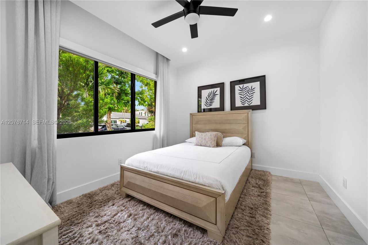 1629 NE 4th Pl, Fort Lauderdale, FL 33301 Photo