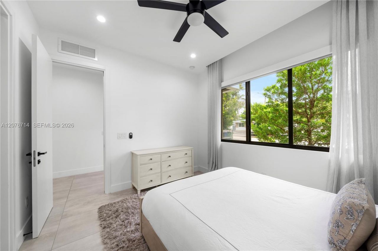 1629 NE 4th Pl, Fort Lauderdale, FL 33301 Photo