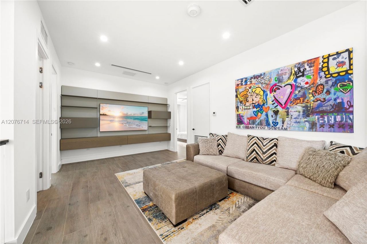 1629 NE 4th Pl, Fort Lauderdale, FL 33301 Photo