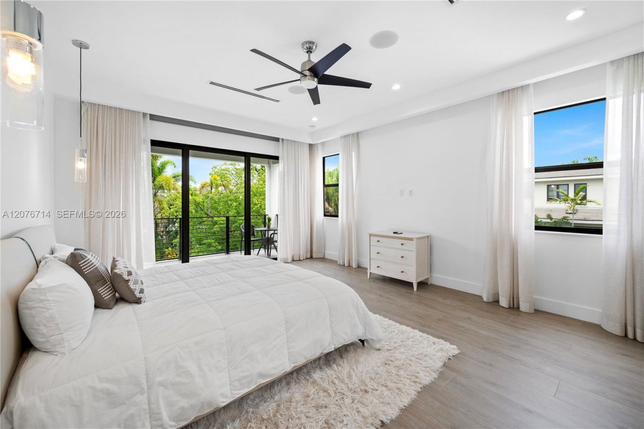 1629 NE 4th Pl, Fort Lauderdale, FL 33301 Photo