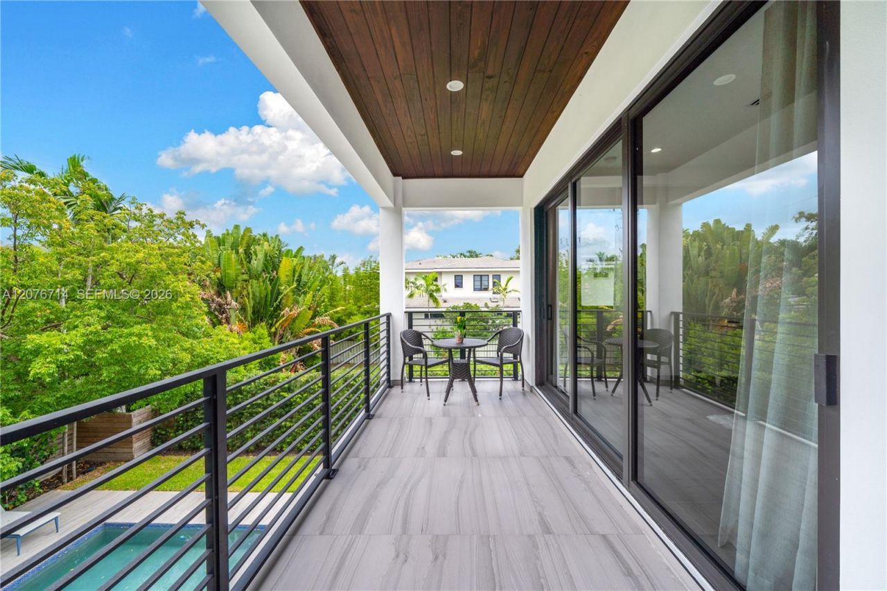 1629 NE 4th Pl, Fort Lauderdale, FL 33301 Photo
