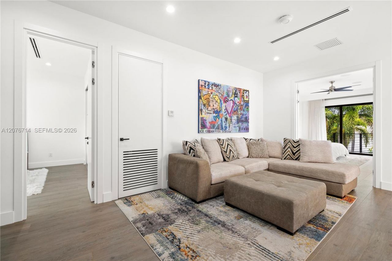 1629 NE 4th Pl, Fort Lauderdale, FL 33301 Photo