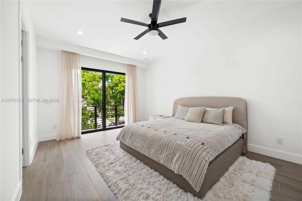 1629 NE 4th Pl, Fort Lauderdale, FL 33301 Photo