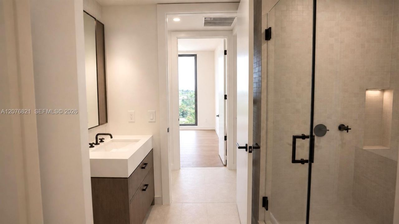 2200 Brickell Ave, Unit 410, Miami, FL 33129 Photo