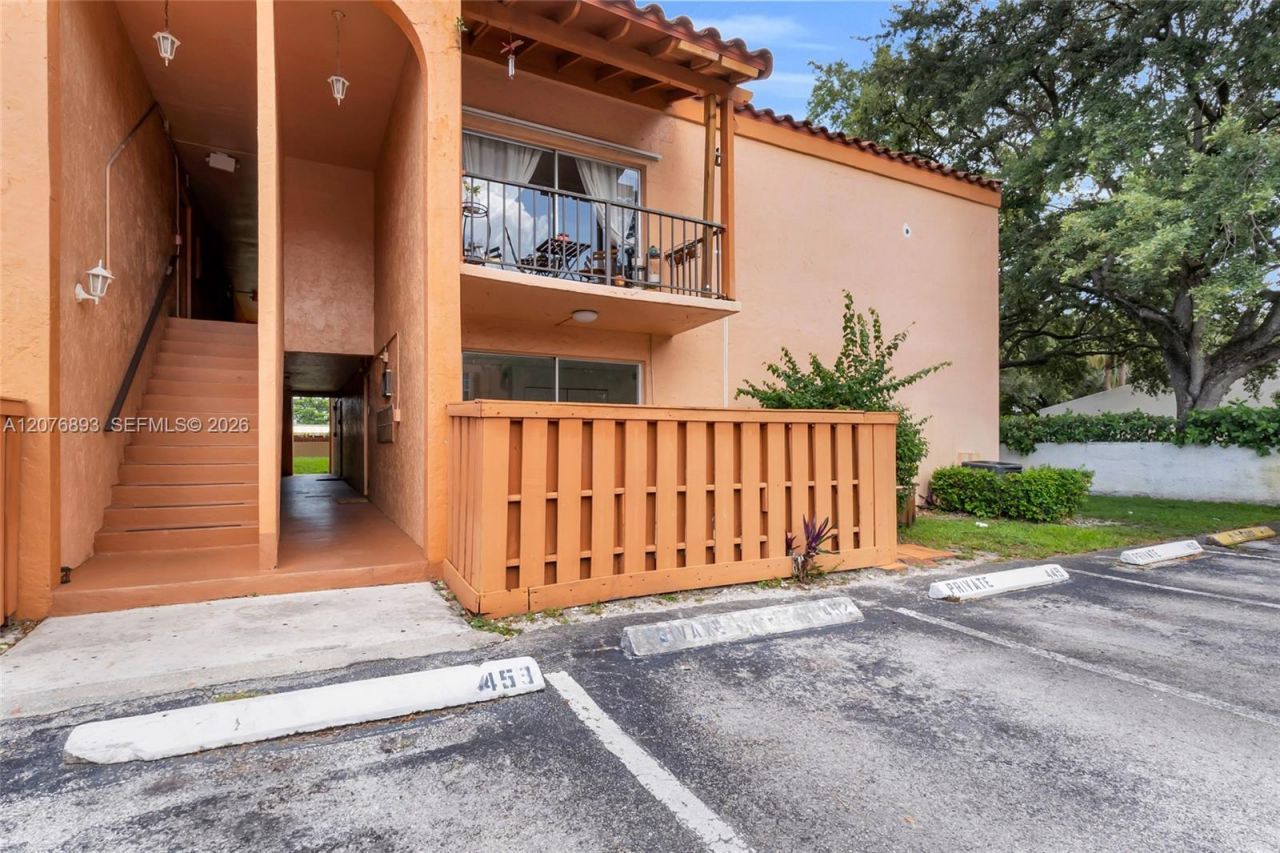 7100 Fairway Dr , Unit K11, Miami Lakes, FL 33014 Photo