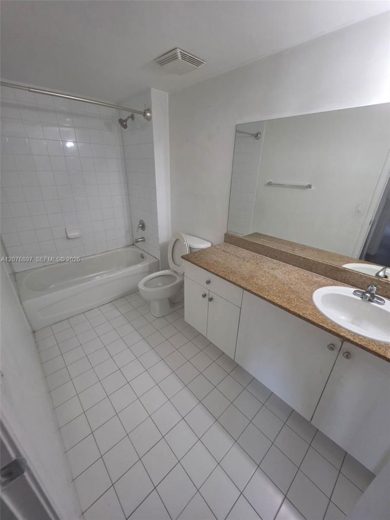 117 NW 42nd Ave , Unit 1507, Miami, FL 33126 Photo