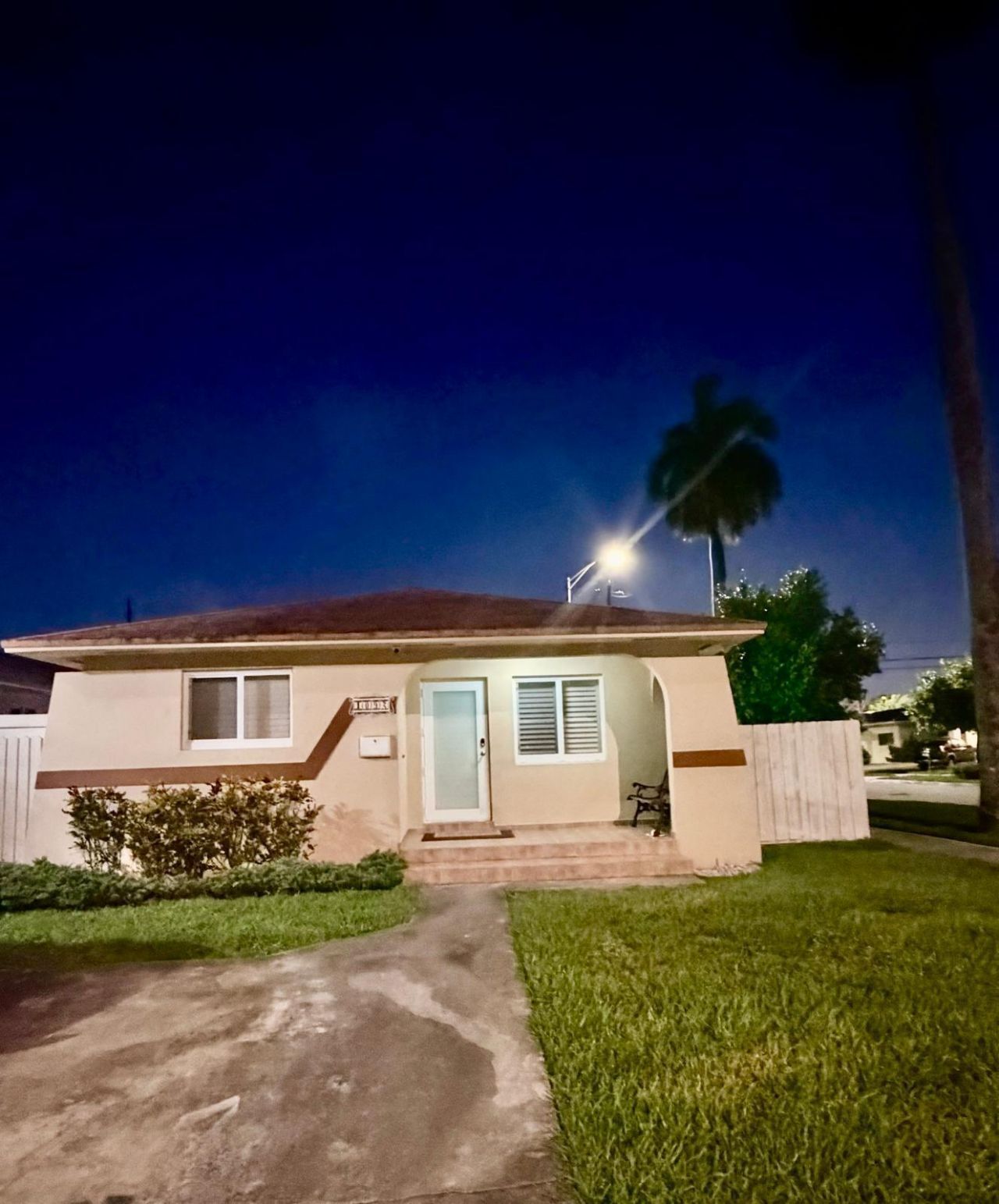 1092 W 32nd Street, Hialeah, FL 33012 Photo