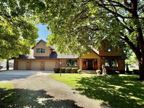 444 Garfield Avenue , Lasalle, IL 61301