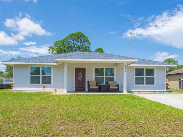 8255 105th Court , Vero Beach, FL 32967