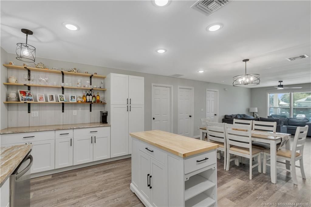 8255 105th Court, Vero Beach, FL 32967 Photo