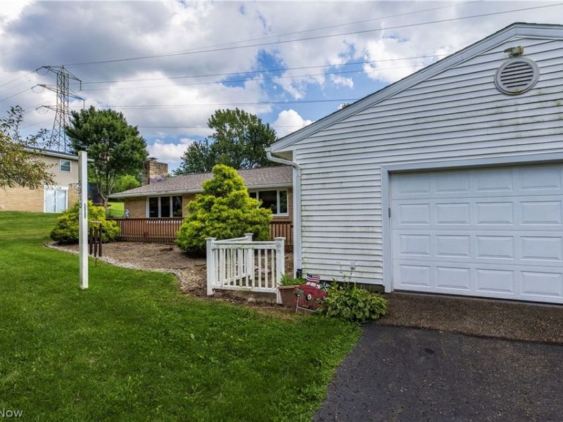 6310 Dodge Road SW, Canton, OH 44706 Photo 5
