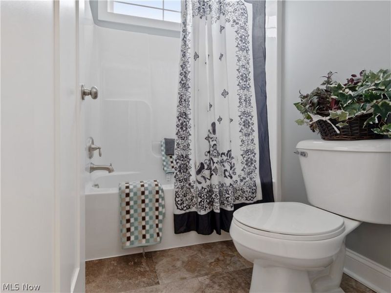3480 Wicker Street NE, Uniontown, OH 44721 Photo 22