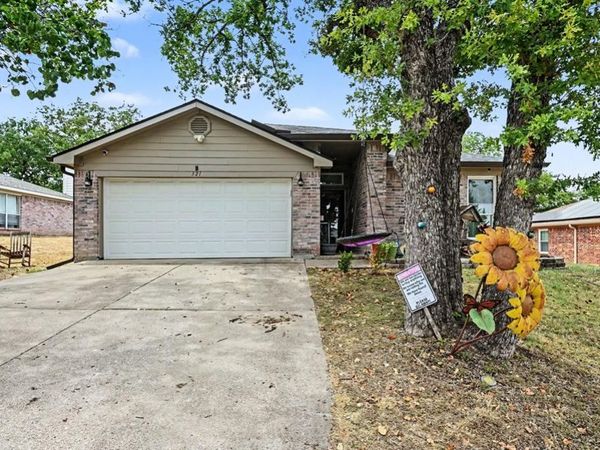 321 Pecos Drive , Weatherford, TX 76086