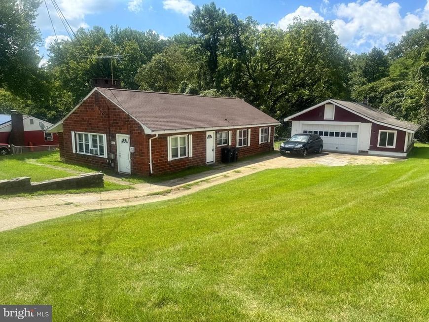 5115 S Barnaby Road , Temple Hills, MD 20748 Main Photo