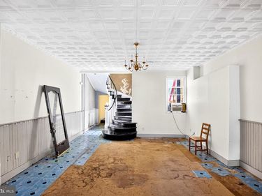 1221 N 2ND STREET, PHILADELPHIA, PA 19122