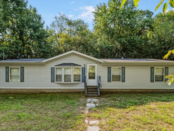 5810 113th Avenue, Pullman, MI 49450