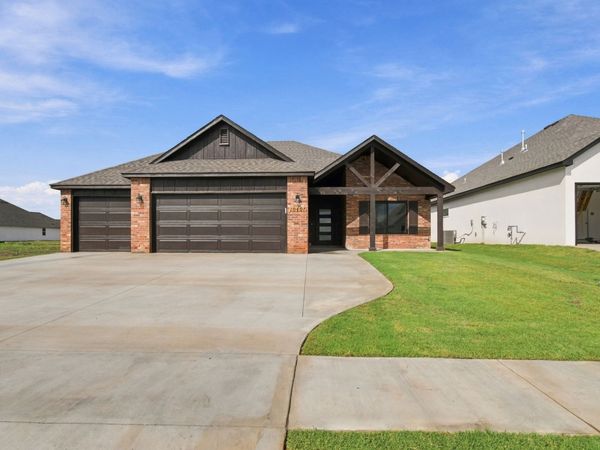 10401 E 132nd Street S, Bixby, OK 74008