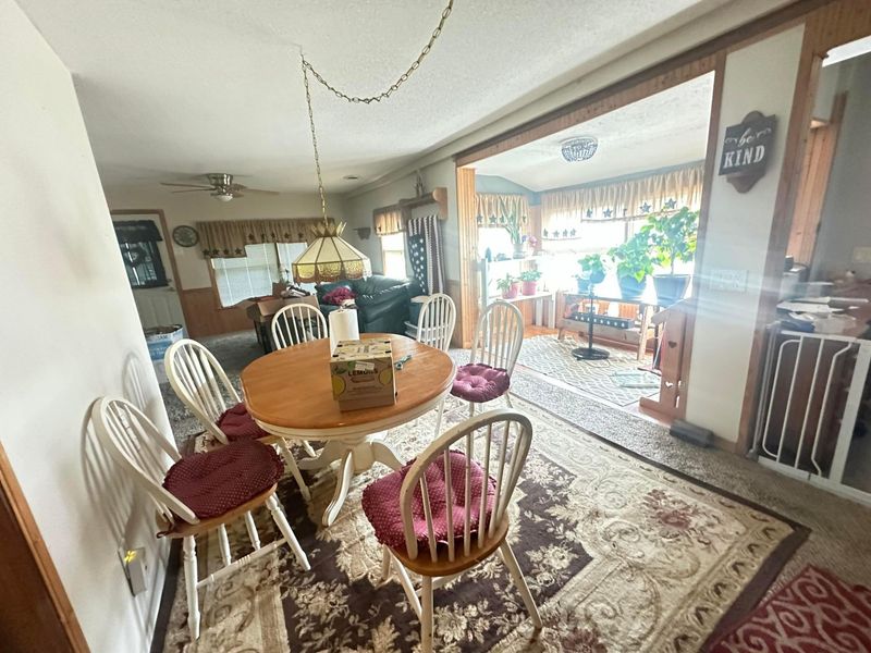 5715 Chestnut Hills Road NE, Newark, OH 43055 Photo 5