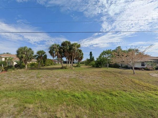 293 LONG MEADOW LANE , ROTONDA WEST, FL 33947