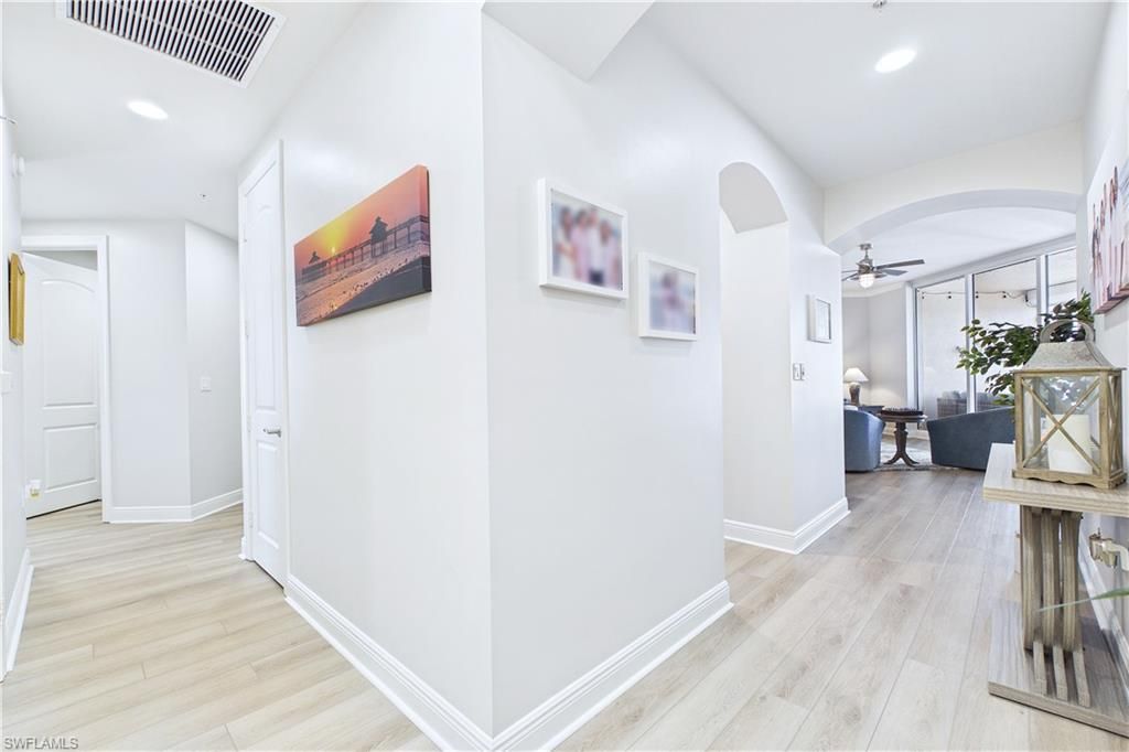 2090 W First St, Unit G2907, Fort Myers, FL 33901 Photo